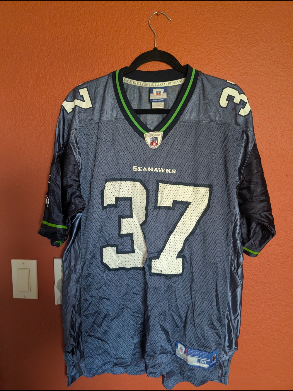 Vintage Y2K Reebok Seattle Seahawks Shaun Alexander #37 Jersey - Men's Medium - Picture 2 of 4